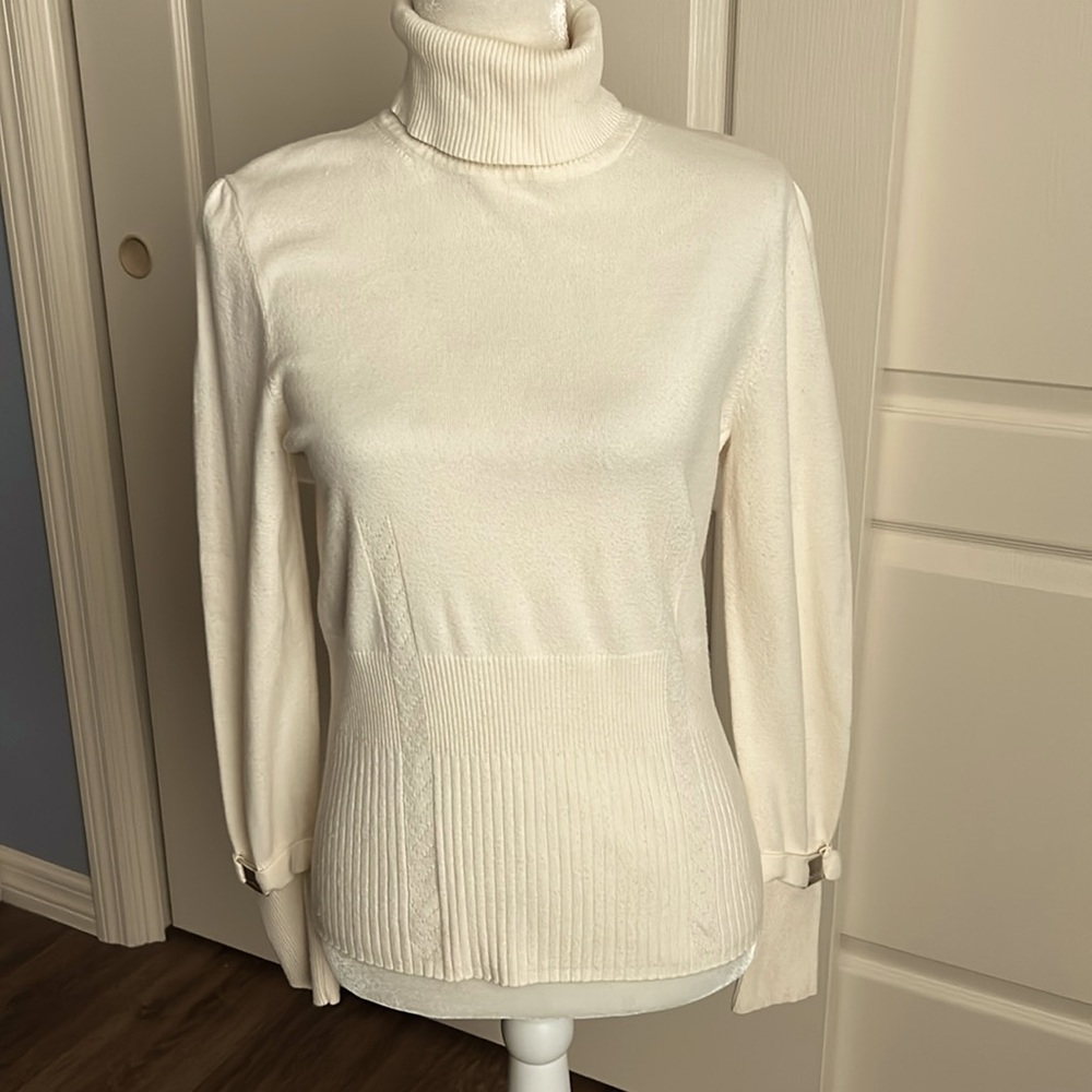 Peck & Peck Ivory sweater -size M